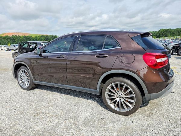 2018 MERCEDES-BENZ GLA