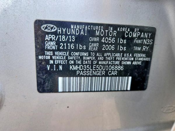 2013 HYUNDAI ELANTRA — VINS