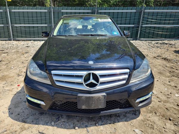 2012 MERCEDES-BENZ C C300 4-MATIC
