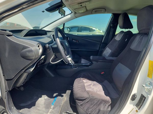 2022 TOYOTA PRIUS — DENT