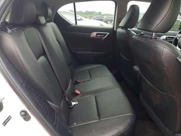 2012 LEXUS CT 200h