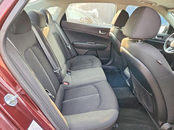 2019 KIA OPTIMA LX, S