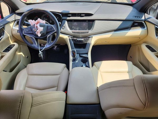 2018 CADILLAC XT5