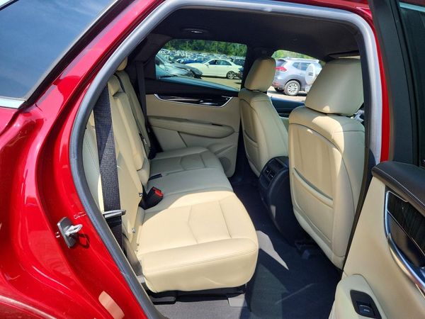 2018 CADILLAC XT5