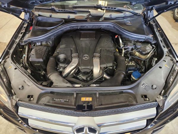 2015 MERCEDES-BENZ GL GL550 4MATIC