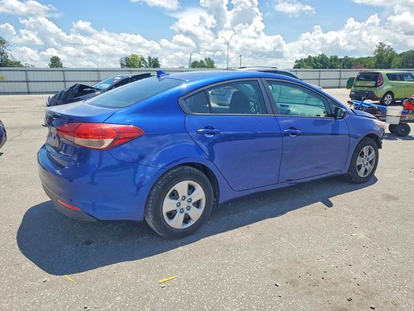 2017 KIA FORTE