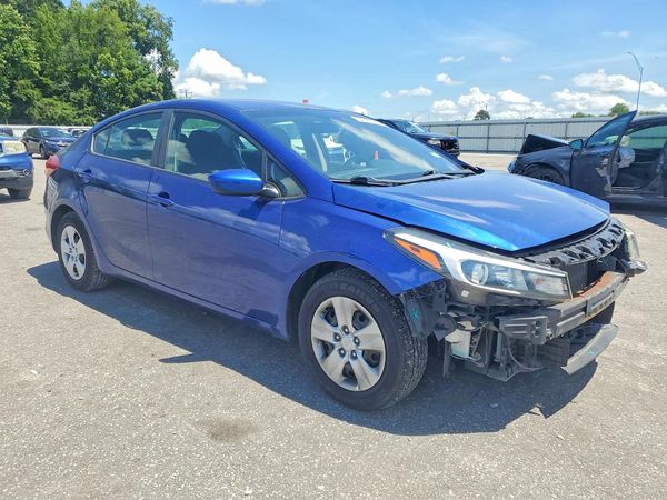 2017 KIA FORTE