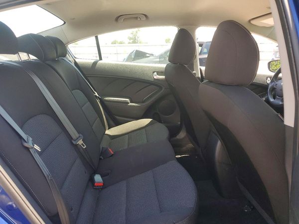 2017 KIA FORTE
