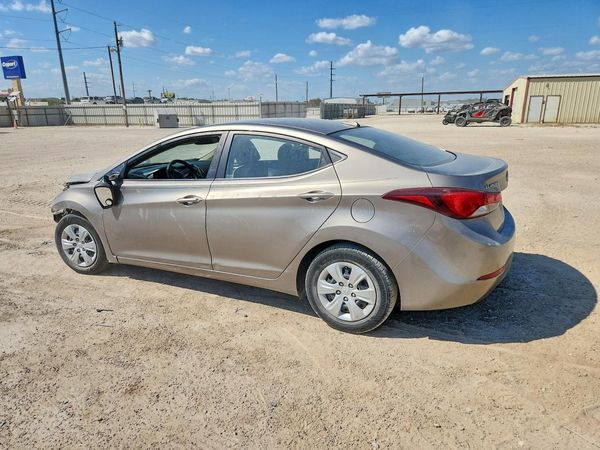 2016 HYUNDAI ELANTRA