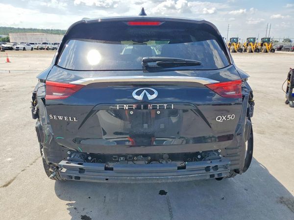 2021 INFINITI QX50 Luxe