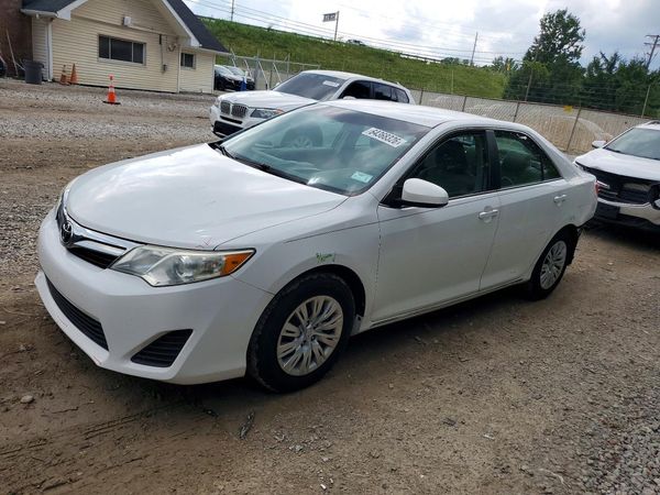 2013 TOYOTA CAMRY