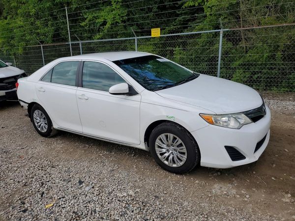 2013 TOYOTA CAMRY