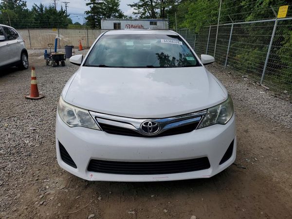2013 TOYOTA CAMRY
