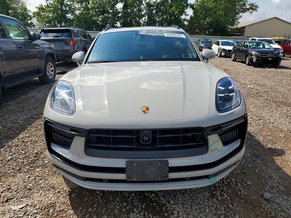 2022 PORSCHE MACAN S