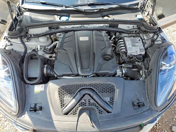 2022 PORSCHE MACAN S