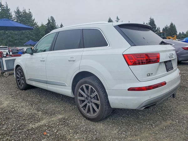 2018 AUDI Q7 quattro Premium Plus