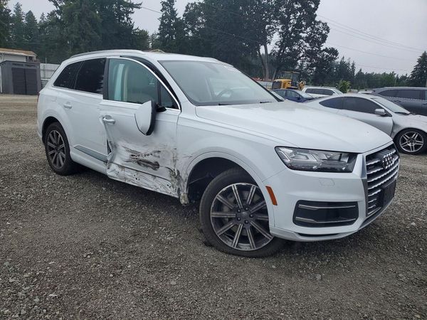 2018 AUDI Q7 quattro Premium Plus