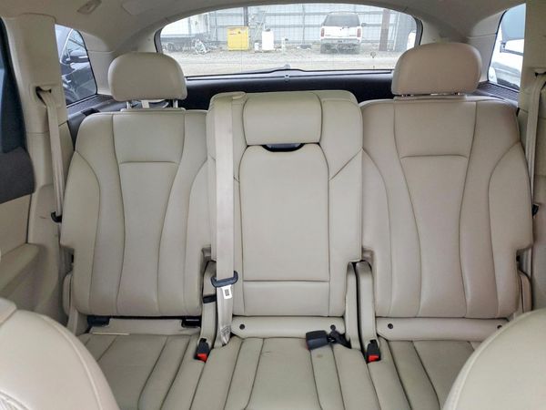 2018 AUDI Q7 quattro Premium Plus