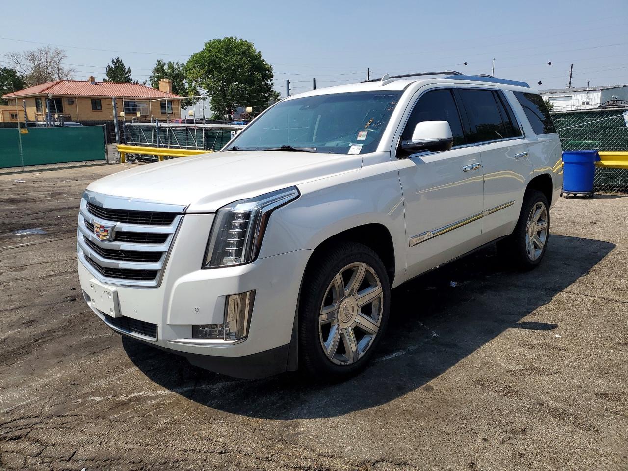 2016 CADILLAC ESCALADE Luxury