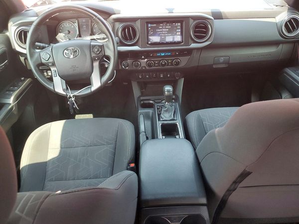 2017 TOYOTA TACOMA
