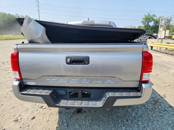 2017 TOYOTA TACOMA SR/SR5