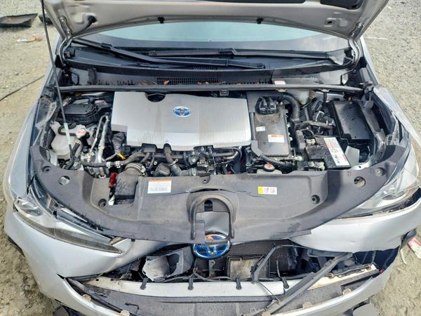 2022 TOYOTA PRIUS