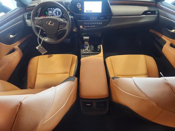 2025 LEXUS ES 300H 300h Premium
