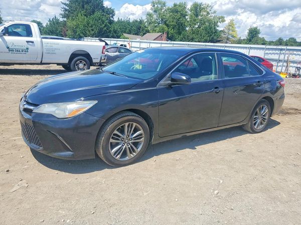 2017 TOYOTA CAMRY