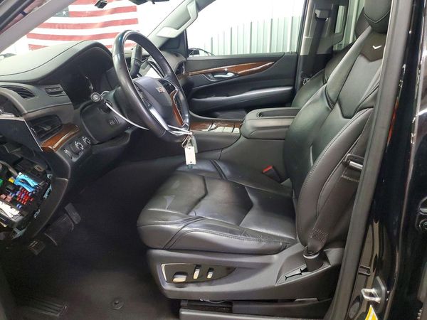 2019 CADILLAC ESCALADE Luxury