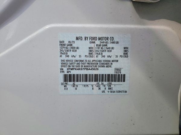 2023 FORD EDGE Titanium