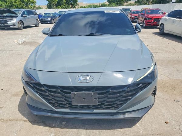 2023 HYUNDAI ELANTRA