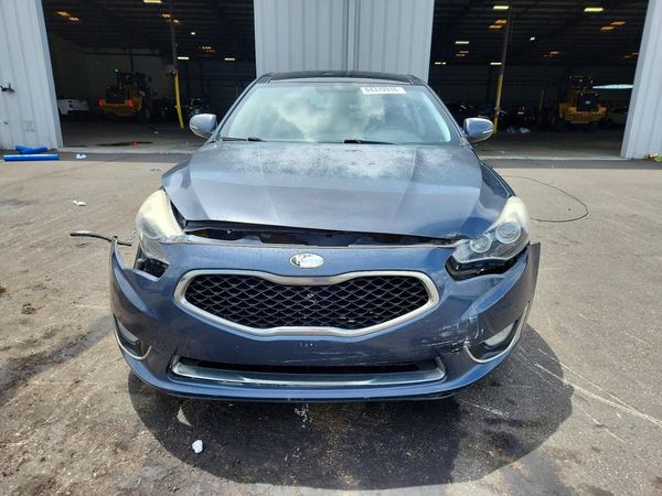 2015 KIA CADENZA