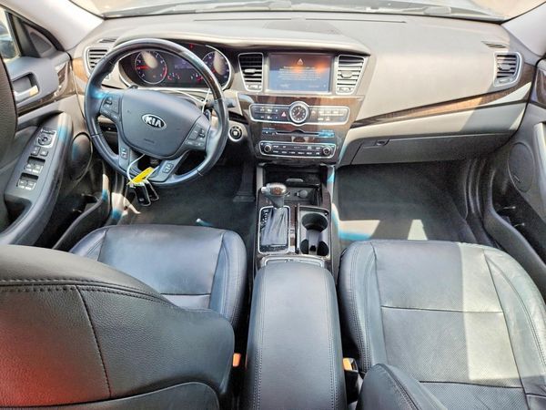 2015 KIA CADENZA