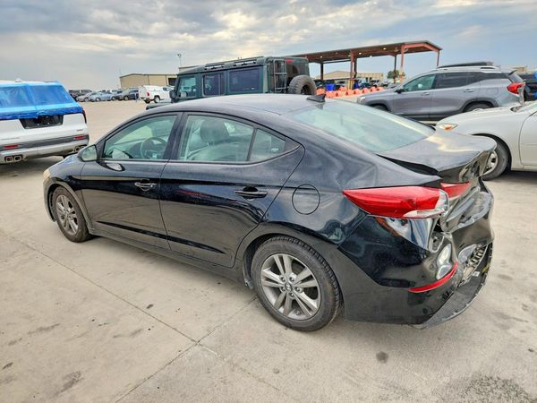 2017 HYUNDAI ELANTRA