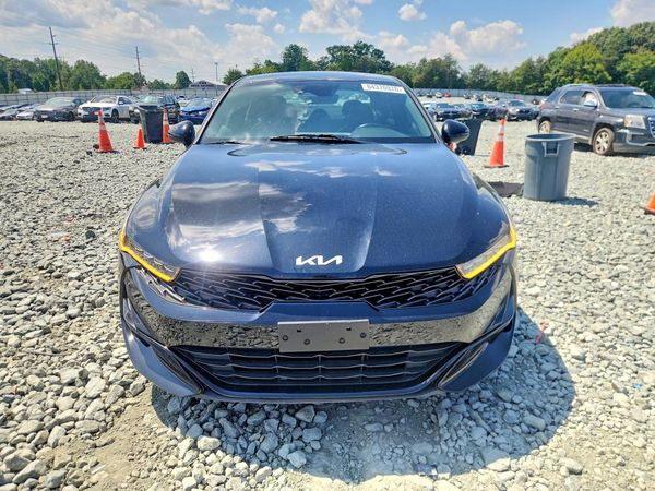 2022 KIA K5