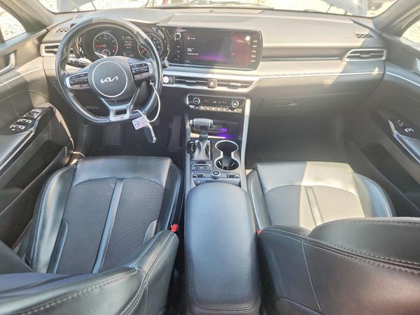 2022 KIA K5