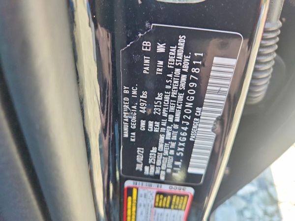 2022 KIA K5