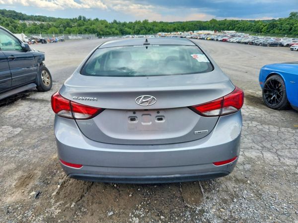 2015 HYUNDAI ELANTRA GLS(Middle)
