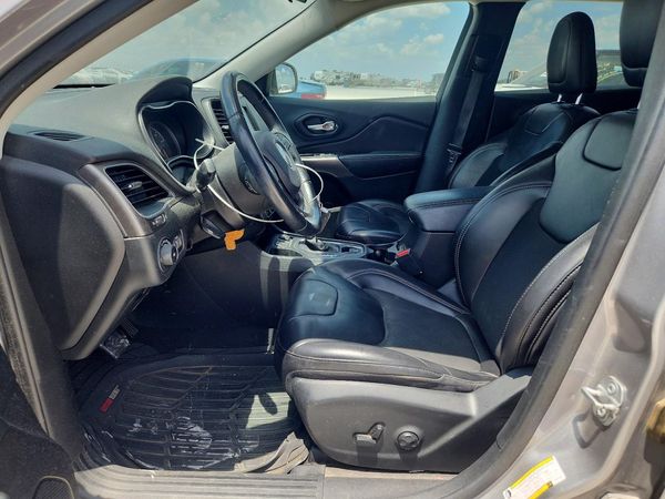 2019 JEEP CHEROKEE LATITUDE PLUS FWD
