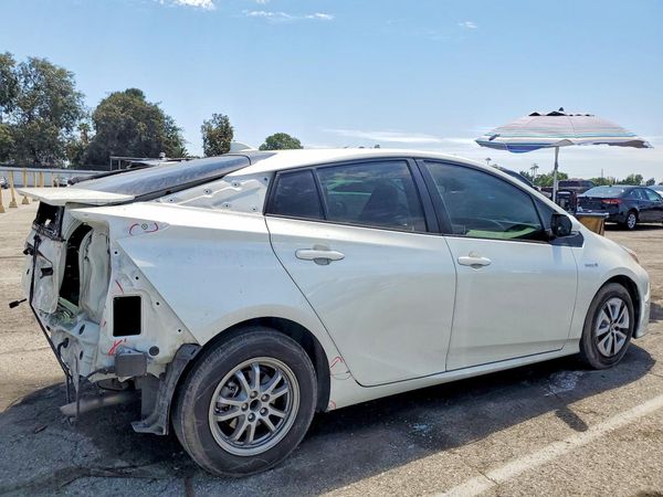 2018 TOYOTA PRIUS One/Two