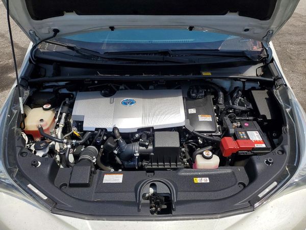 2018 TOYOTA PRIUS One/Two