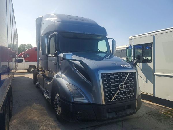 2019 VOLVO VNL