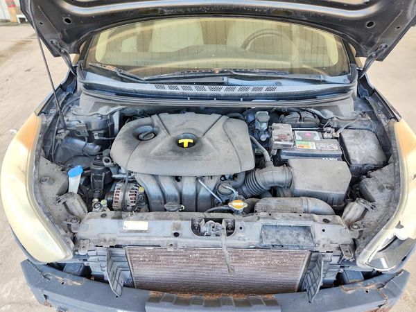 2013 HYUNDAI ELANTRA