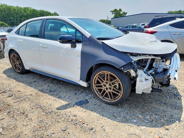 2024 TOYOTA COROLLA — Passenger 3/4