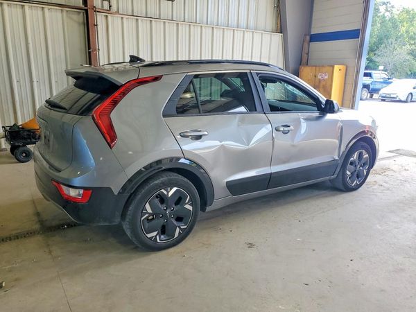 2024 KIA NIRO Wind
