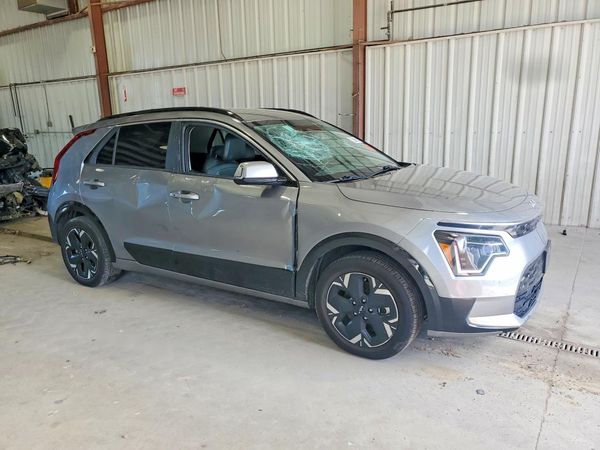 2024 KIA NIRO Wind