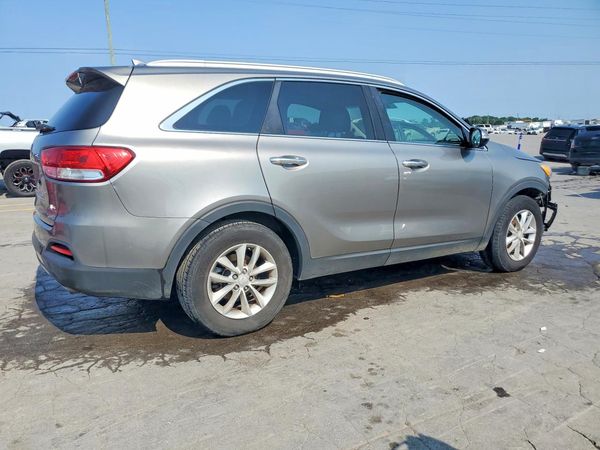 2017 KIA SORENTO L, LX