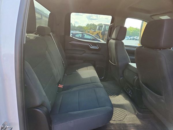 2025 CHEVROLET SILVERADO LT
