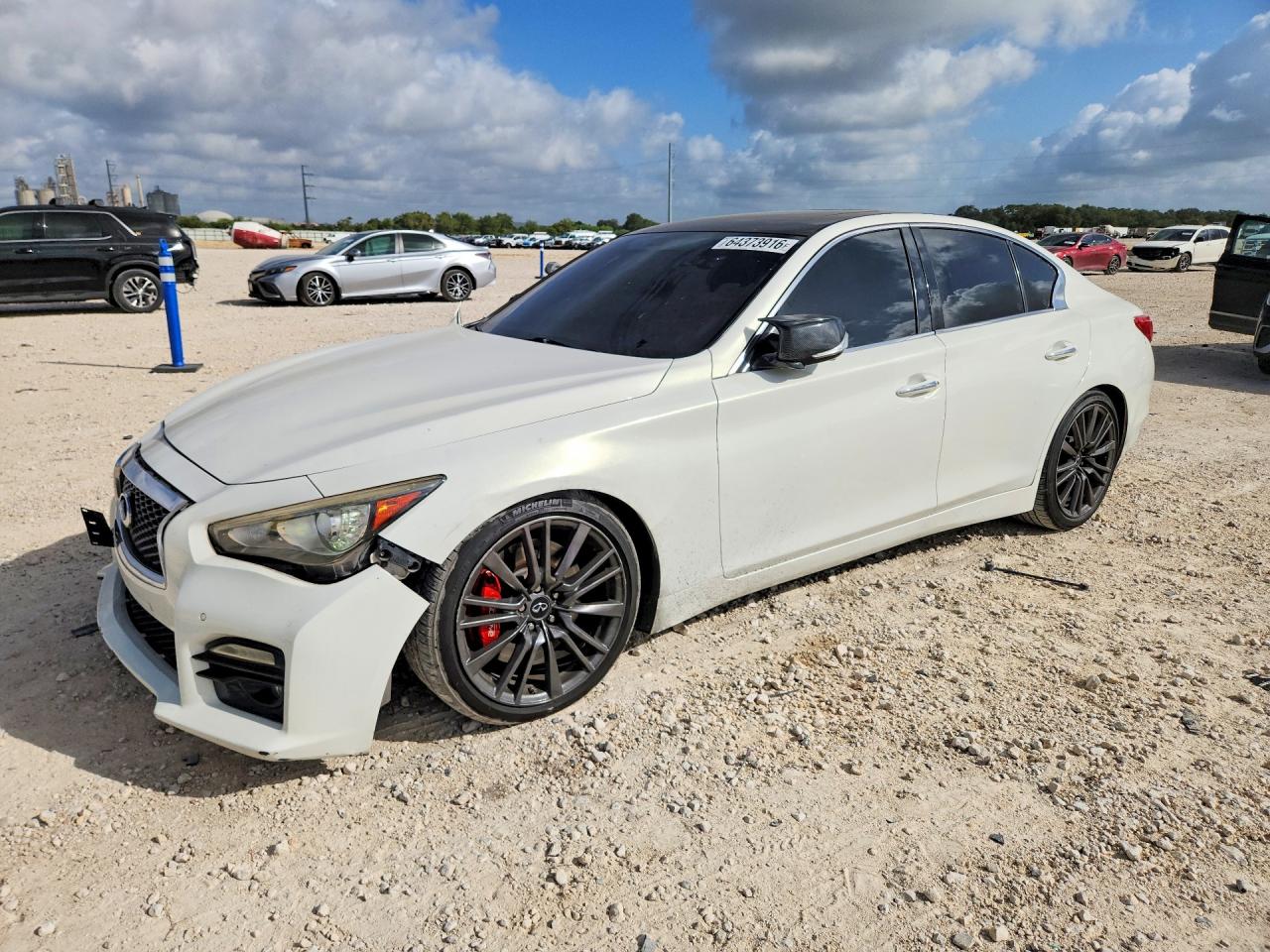 2015 INFINITI Q50