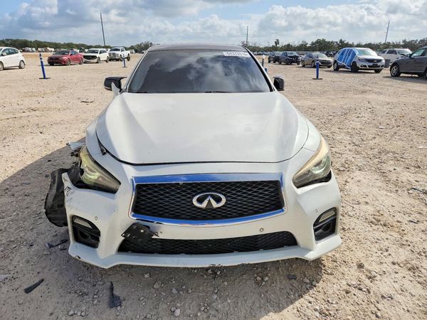 2015 INFINITI Q50